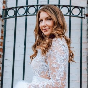 Meet your Posher, Isabellea